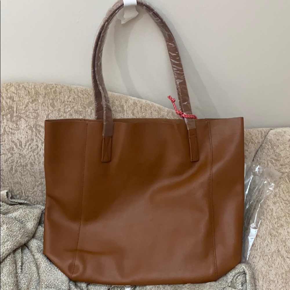 J crew "the carry all tote" NEW